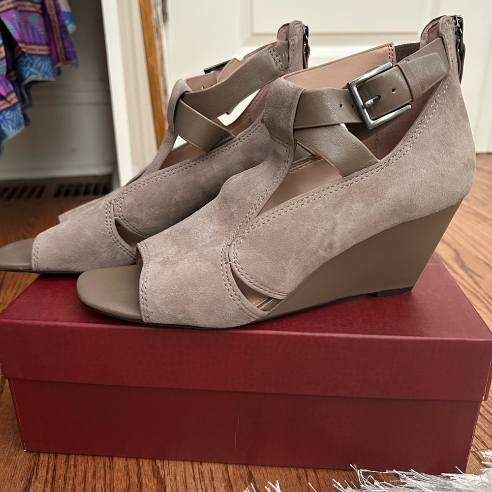 Donald J. Pliner Tan Wedge Sandals with Ankle Strap